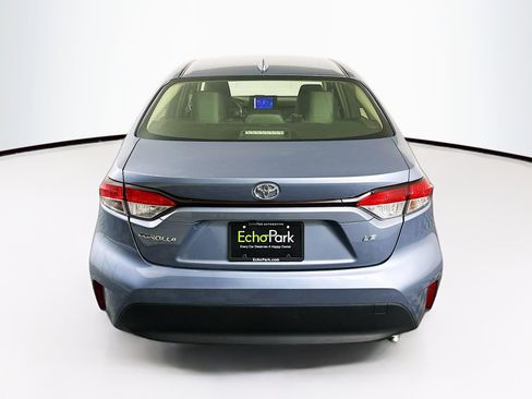 Used 2023 Toyota Corolla LE w/ Carpet Mat Package (TMS) image 7