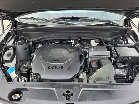 Used 2022 Kia Telluride SX w/ Towing Package image 18