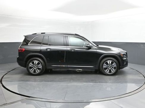 New 2025 Mercedes-Benz GLB 250 image 26
