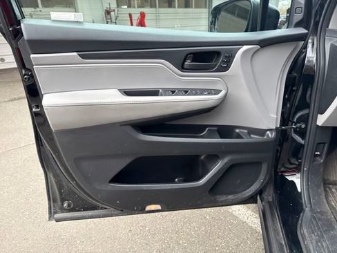 Used 2019 Honda Odyssey EX-L image 18