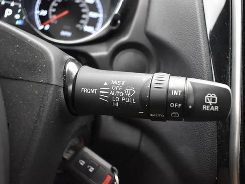 Used 2025 Mitsubishi Outlander Sport LE AWD/4WD image 26