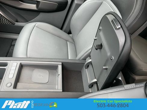 Used 2025 Kia EV9 Light Long Range image 27