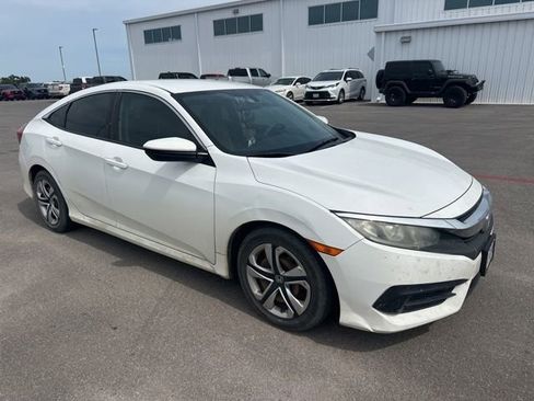 Used 2018 Honda Civic LX image 2