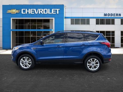 Used 2019 Ford Escape SEL AWD/4WD image 2