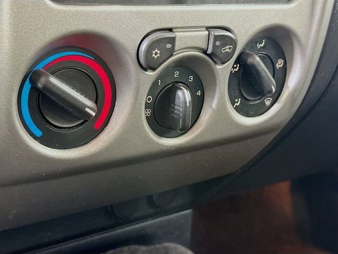 Used 2008 Chevrolet Colorado LT image 14