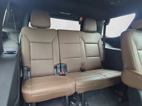 Used 2021 Chevrolet Tahoe High Country w/ Premium Package AWD/4WD image 25