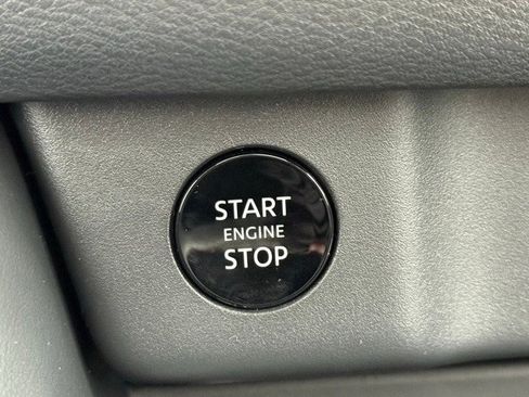 New 2026 Nissan Rogue Platinum image 33