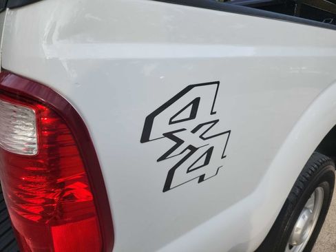 Used 2012 Ford F250 XL w/ Skid Plate Pkg image 13