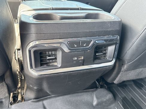 Used 2024 GMC Sierra 2500 Denali w/ Denali Reserve Package image 25