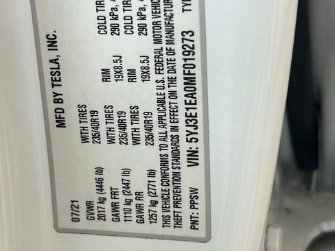 Used 2021 Tesla Model 3 Standard Range Plus RWD image 34