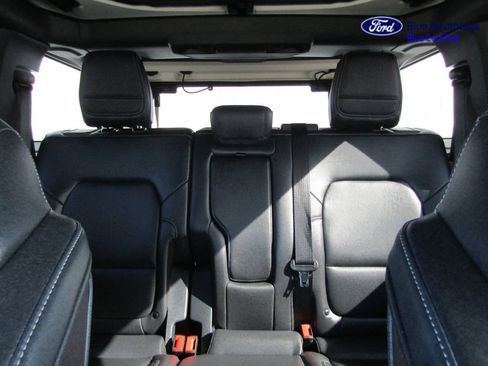 Certified 2025 Ford Bronco Badlands AWD/4WD image 35