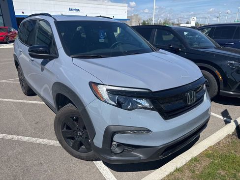 Used 2022 Honda Pilot TrailSport image 3