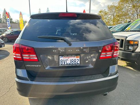 Used 2015 Dodge Journey American Value Package w/ Flexible Seating Group image 9