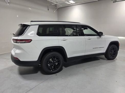 New 2026 Jeep Grand Cherokee L 2WD image 14
