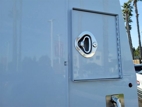 New 2025 Chevrolet Express 3500 Work Van w/ Power Convenience Package image 18