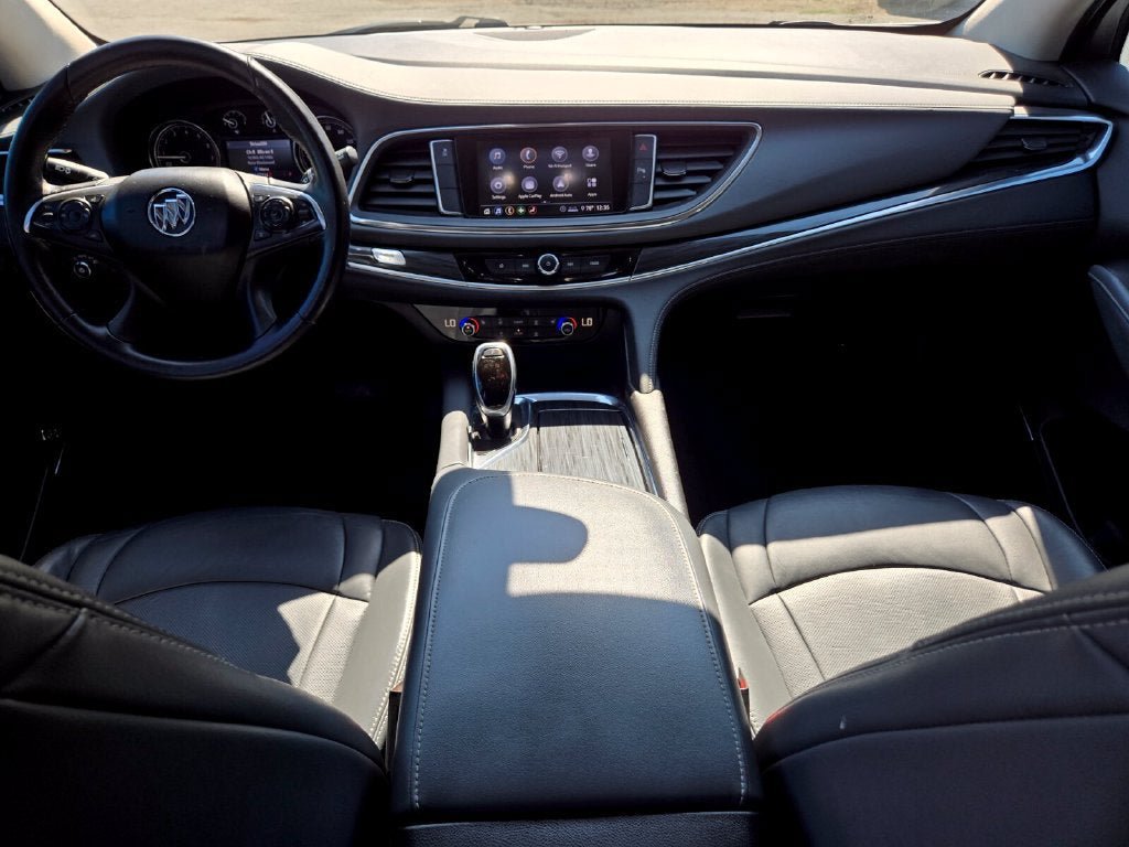 Used 2021 Buick Enclave Essence FWD image 16
