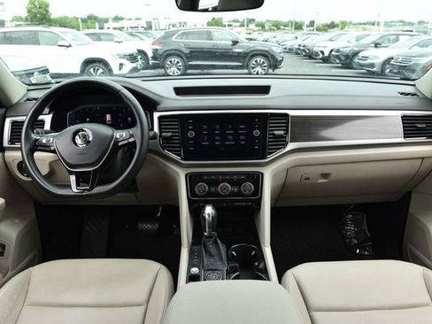 Used 2019 Volkswagen Atlas SEL AWD/4WD image 7