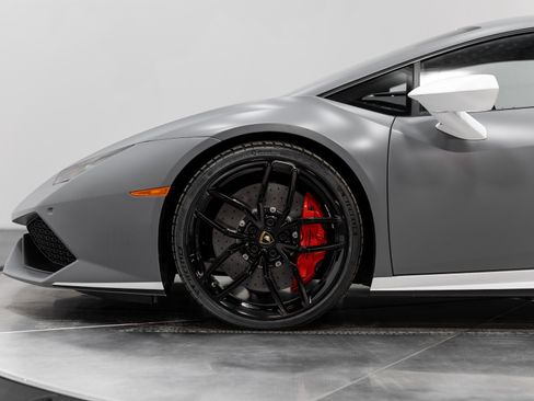Used 2017 Lamborghini Huracan LP 610-4 Avio image 34