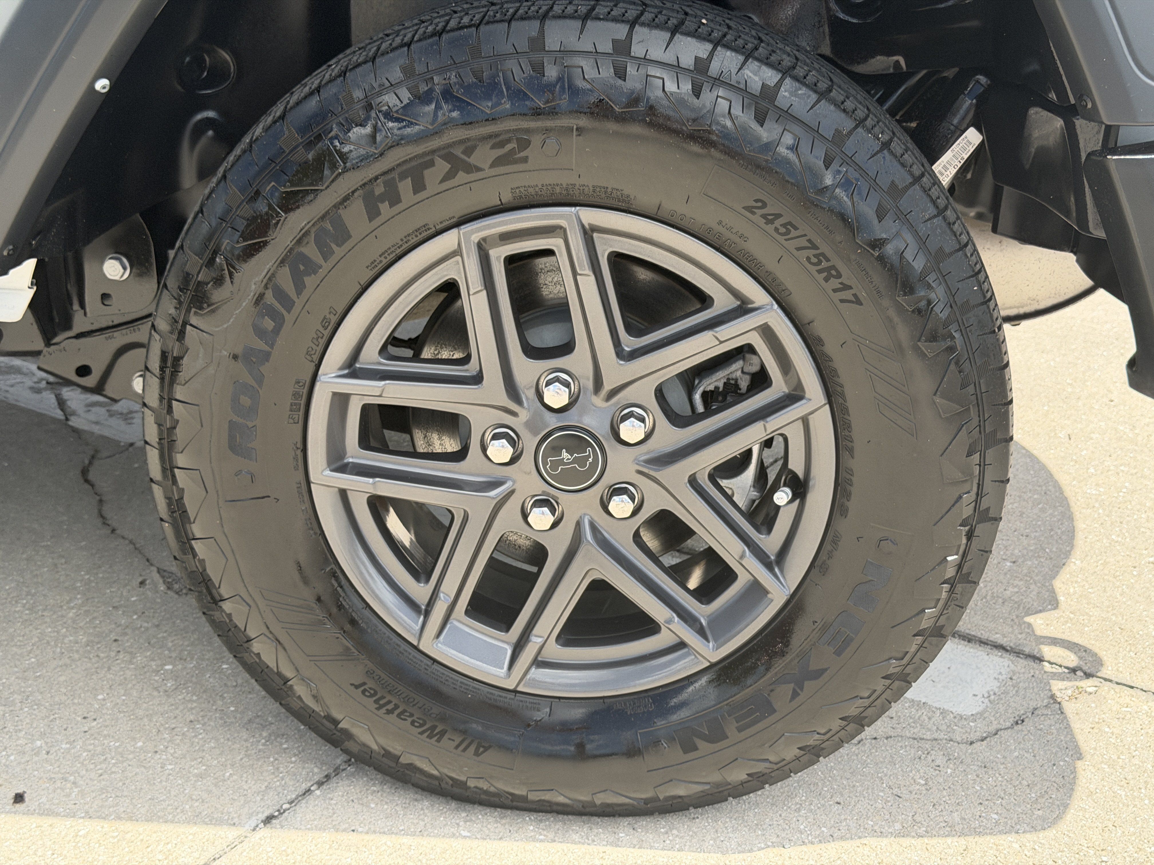 Used 2024 Jeep Wrangler Sport AWD/4WD image 12