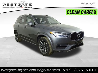 Used 2019 Volvo XC90 T5 Momentum w/ Advanced Package