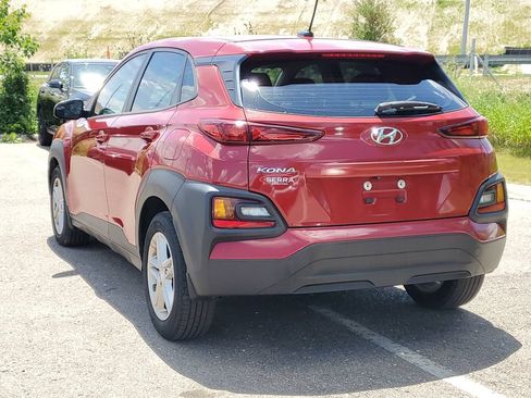 Used 2018 Hyundai Kona SE FWD image 2