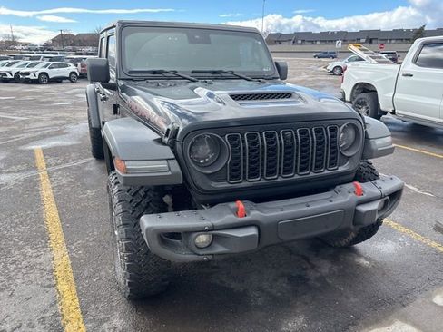 Used 2024 Jeep Gladiator Mojave w/ Technology Group image 8