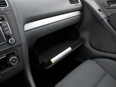 Used 2013 Volkswagen Golf TDI FWD image 10
