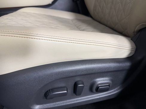 Used 2024 Nissan Murano Platinum w/ Cargo Package image 25