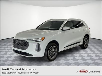 Used 2025 Audi Q5 Premium w/ Convenience Package