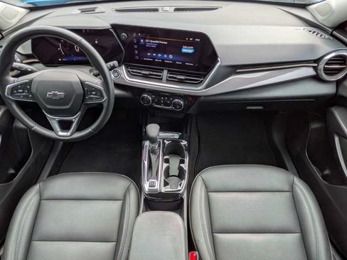 Used 2025 Chevrolet Trax ACTIV w/ Driver Confidence Package FWD image 16