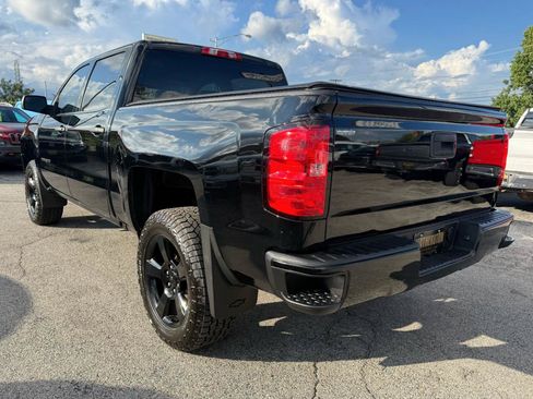 Used 2018 Chevrolet Silverado 1500 Custom w/ Custom Value Package AWD/4WD image 6