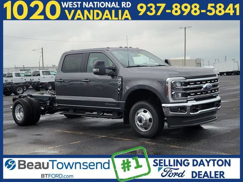 New 2026 Ford F350 Lariat w/ Snow Plow Prep Package AWD/4WD image 1