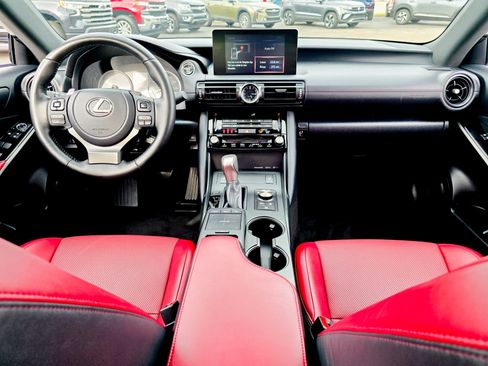 Used 2025 Lexus IS 350 F Sport RWD image 28