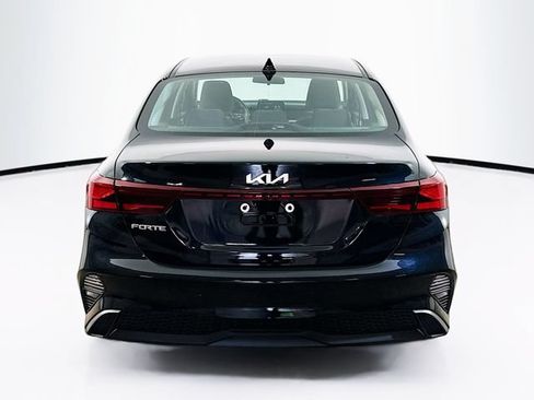 Used 2023 Kia Forte LXS FWD image 18