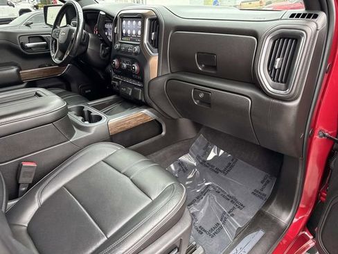 Used 2019 Chevrolet Silverado 1500 High Country w/ Technology Package AWD/4WD image 13