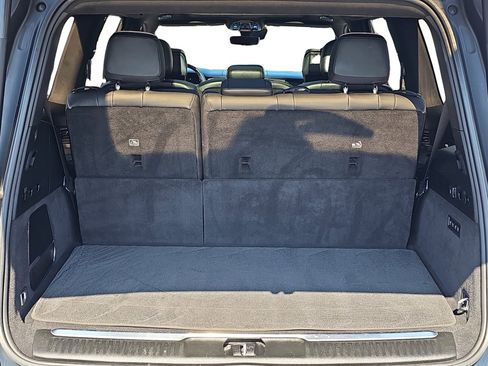 Used 2022 Jeep Grand Wagoneer Series III w/ Rear Seat Video Group 1 AWD/4WD image 10