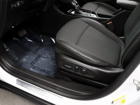 Certified 2023 Buick Encore GX Preferred w/ Cold Weather Comfort Package image 22