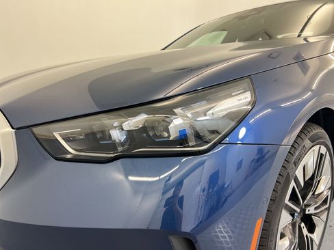 Used 2026 BMW 530i image 11