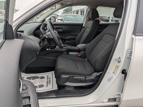 New 2026 Honda HR-V LX image 10