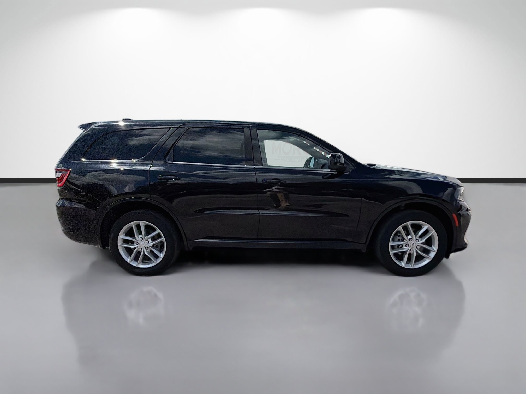 Used 2025 Dodge Durango GT AWD/4WD image 2
