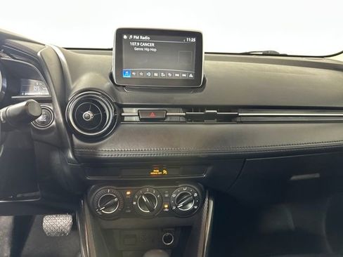 Used 2018 Toyota Yaris iA image 21