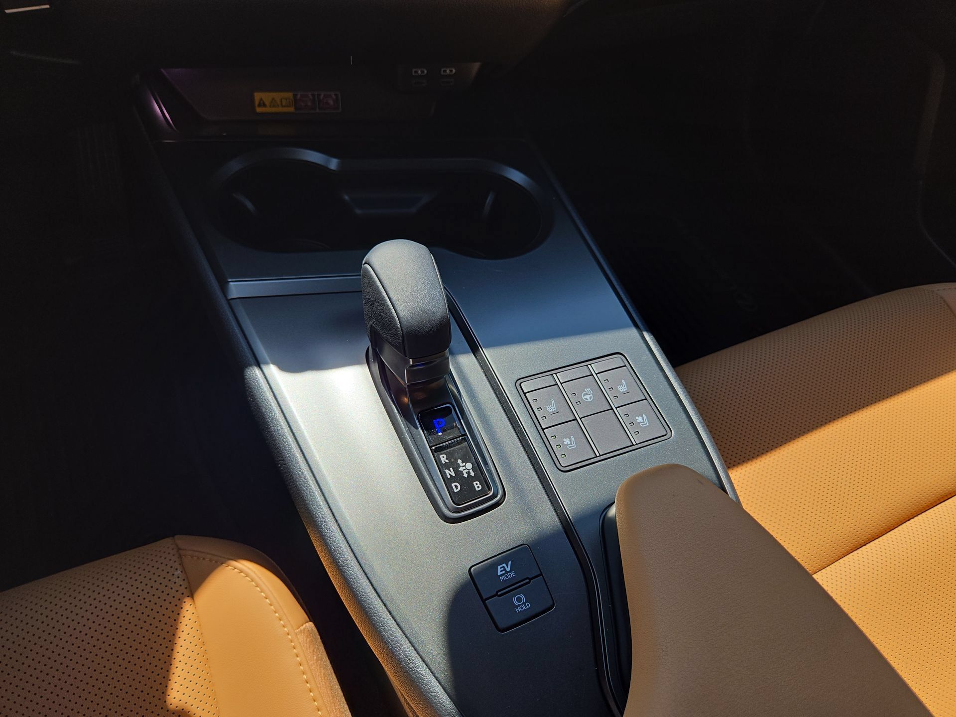 Used 2026 Lexus UX 300h FWD w/ Accessory Package (2T) image 22