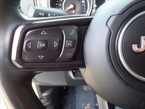 Used 2020 Jeep Gladiator Sport w/ Quick Order Package 24S AWD/4WD image 12