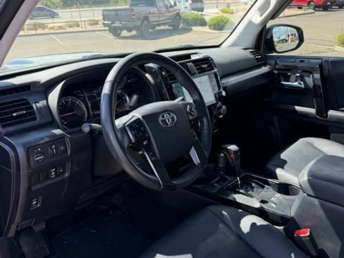 Certified 2023 Toyota 4Runner TRD Off-Road Premium w/ Moonroof Package AWD/4WD image 17