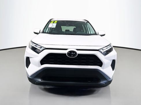 Used 2023 Toyota RAV4 XLE w/ Convenience Package FWD image 11
