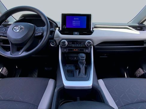 Used 2025 Toyota RAV4 XLE w/ Convenience Package FWD image 15