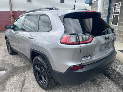 Used 2020 Jeep Cherokee Latitude Plus AWD/4WD image 6