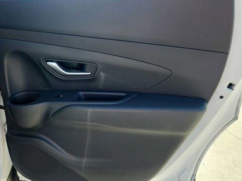 Used 2025 Hyundai Santa Cruz SE FWD image 43