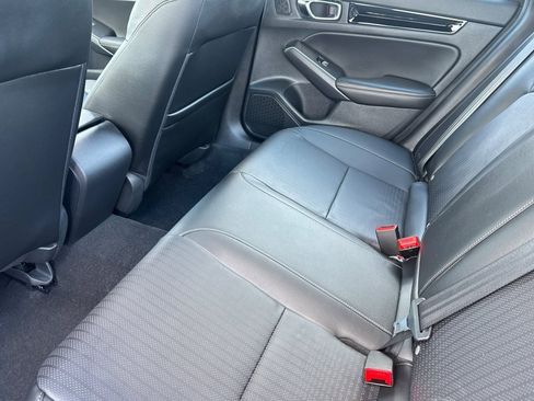 Used 2025 Honda Civic Sport image 12