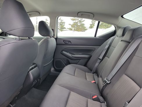 Used 2024 Nissan Altima 2.5 SV image 18